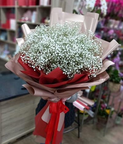 Букет цветов из: Гипсофила в Комаровском