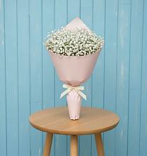 Букет цветов из:  Гипсофила в Комаровском