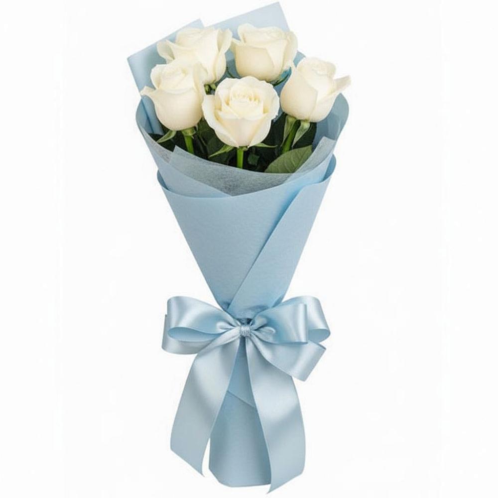 Букет 5 Белых роз Проуд в Комаровском