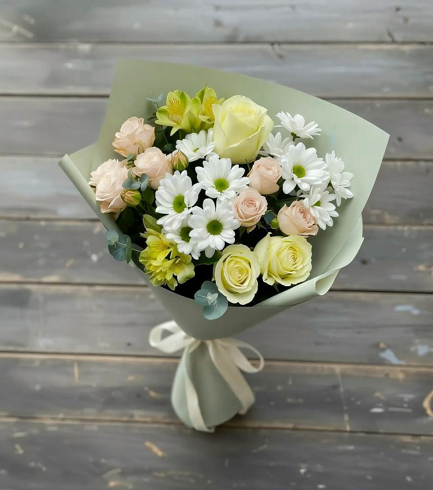 Букет цветов из: Альстромерии, Розы и Хризантемы в Комаровском