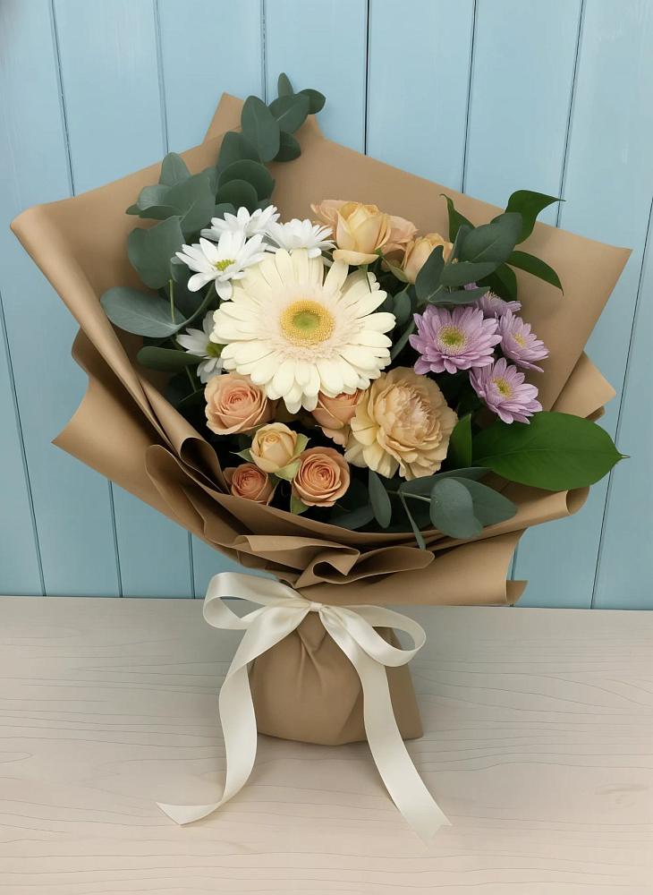 Букет цветов из: Герберы и Хризантемы в Комаровском