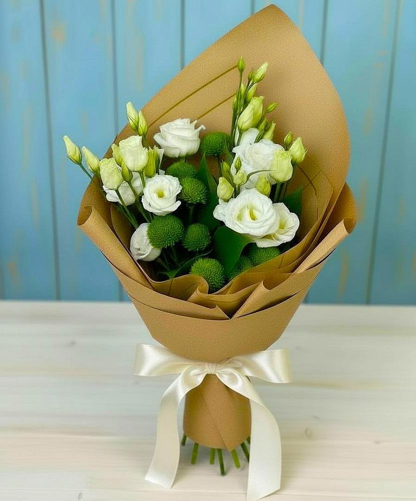 Букет цветов из: Хризантемы и Лизиантусы в Комаровском