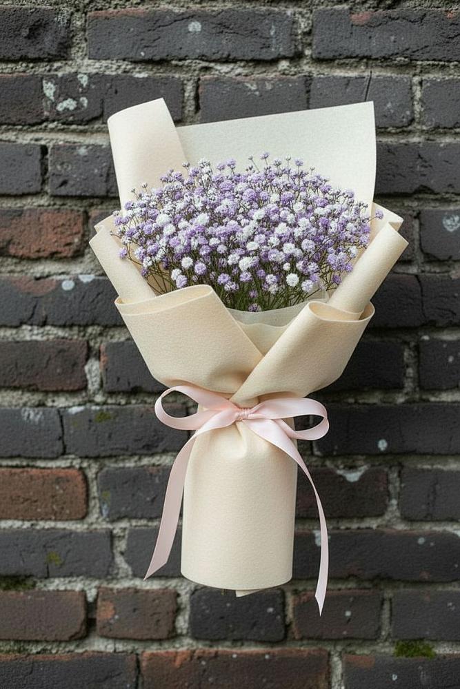 Букет цветов из: Гипсофила в Комаровском