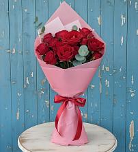 Букет цветов из:  Розы #REPLACE_PRED# Комаровском