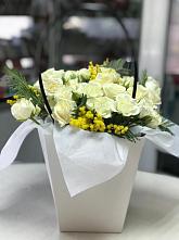 Цветочная композиция из Розы  в Комаровском