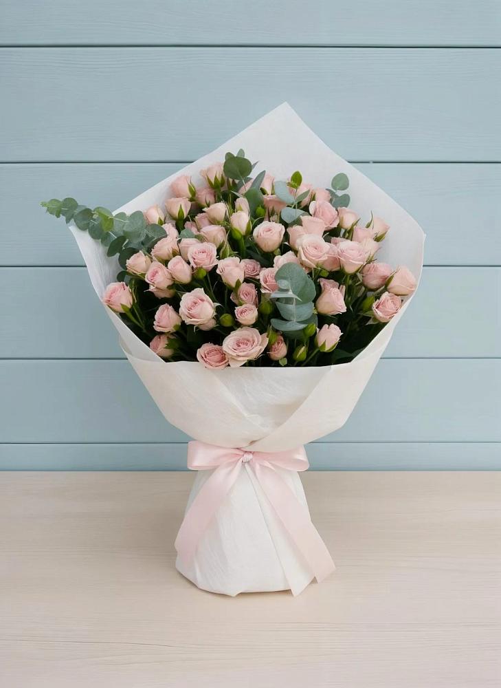 Букет цветов из: Розы в Комаровском